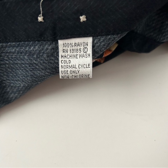 Pierre Cardin Tropical Shirt | Size M - Picture 4 of 4